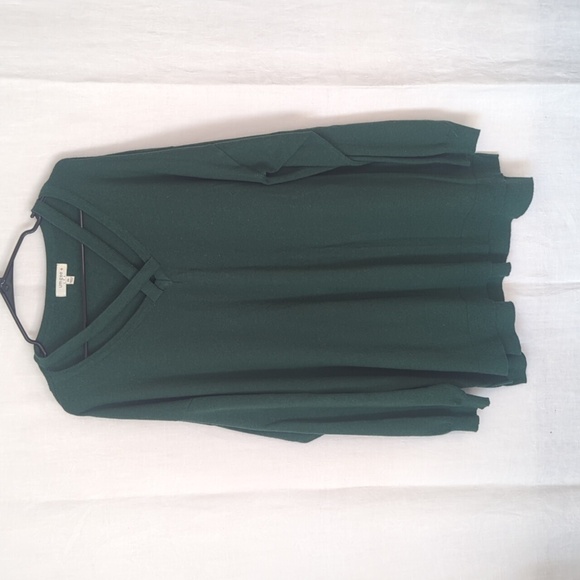 Umgee Plus Emerald Green Strappy Vneck Sweater Size 2x - Picture 1 of 5